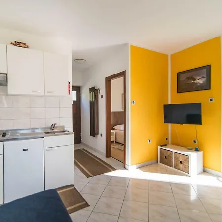 Apartments Ida Sveta Marina Drenje  Exterior photo